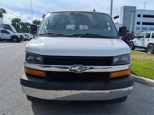 2017 Chevrolet Express 3500 LT