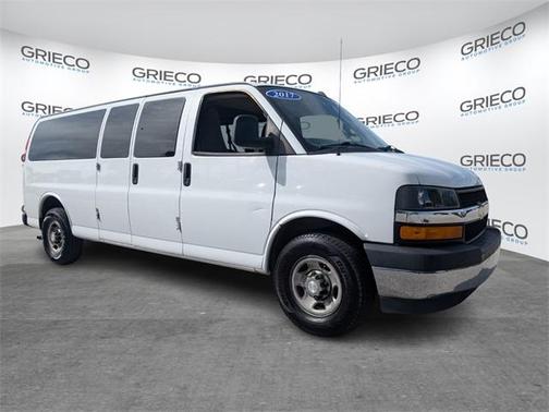 2017 Chevrolet Express 3500 LT