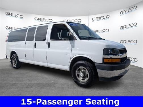 2017 Chevrolet Express 3500 LT