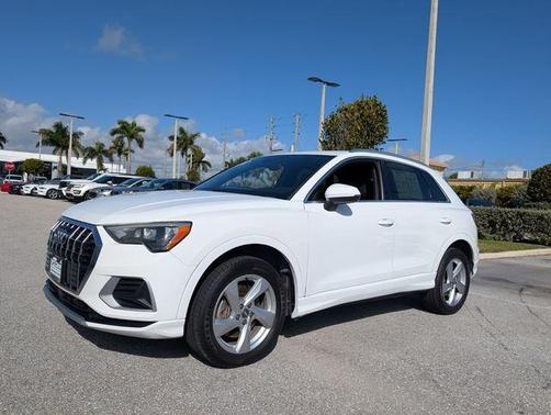 2020 Audi Q3 45 Premium