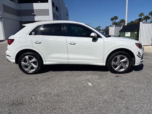 2020 Audi Q3 45 Premium