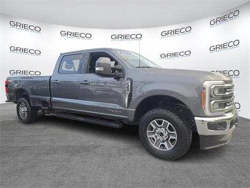 2023 Ford F-350 Lariat Super Duty
