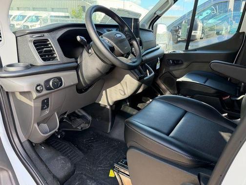 Oxford White 2026 Ford Transit-350 Base