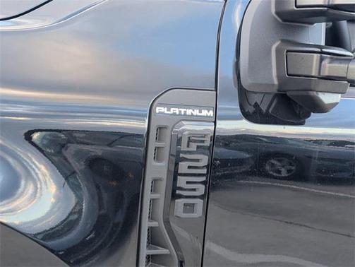 2026 Ford F-250 Platinum