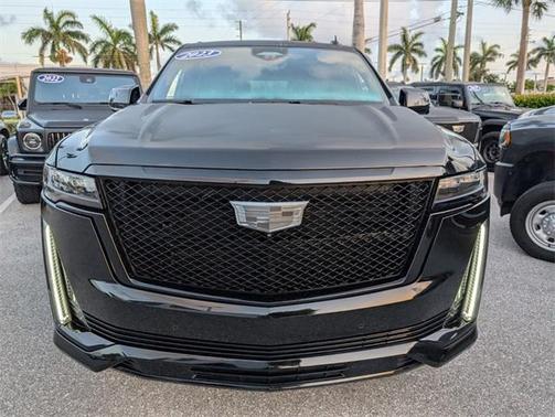 2023 Cadillac Escalade Sport