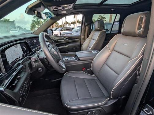 2023 Cadillac Escalade Sport