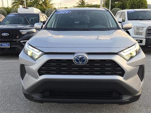 2024 Toyota RAV4 Hybrid LE