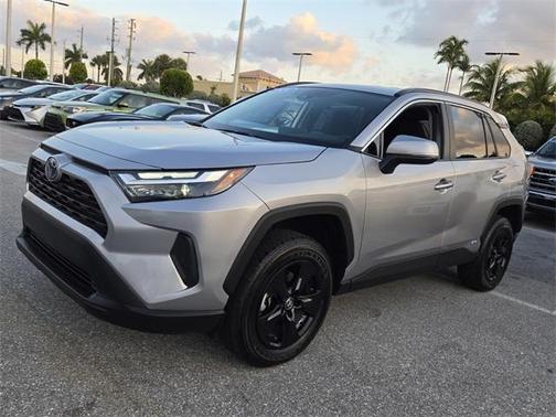 2024 Toyota RAV4 Hybrid LE
