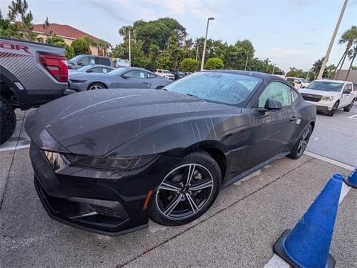 2025 Ford Mustang EcoBoost