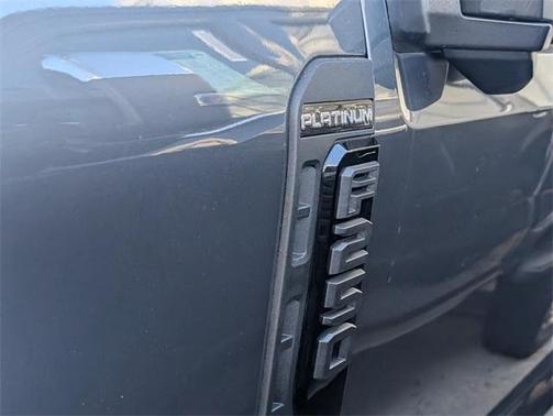 2026 Ford F-250 Platinum