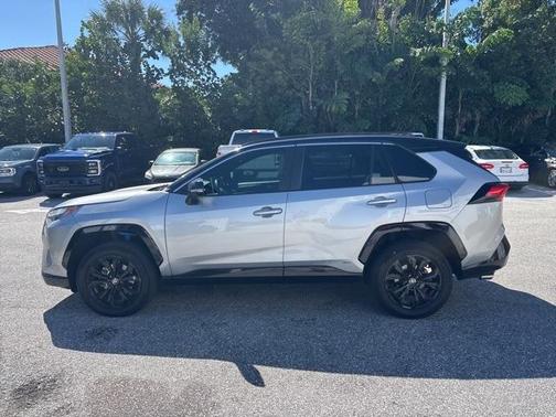 2022 Toyota RAV4 Hybrid XSE