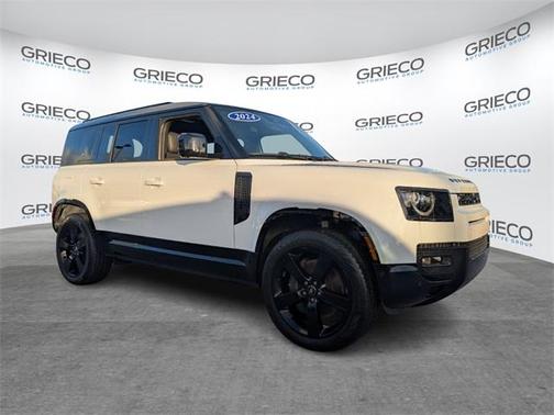 2024 Land Rover Defender X-DYNAMIC SE