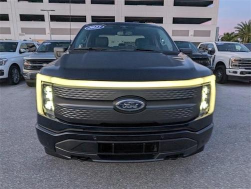 2023 Ford F-150 Lightning XLT