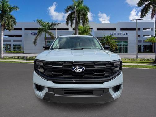 Glacier Gray Metallic 2027 Ford Expedition ACTIVE