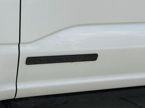 White Metallic 2026 Ford F-150 Platinum