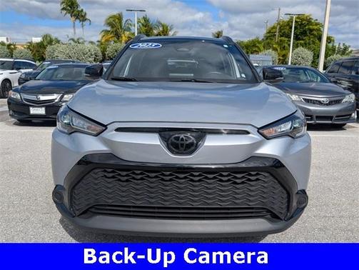 2025 Toyota Corolla Cross Hybrid SE