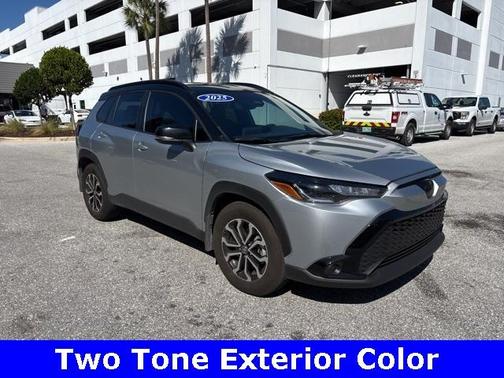 2025 Toyota Corolla Cross Hybrid SE