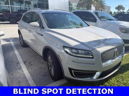 2019 Lincoln Nautilus Select