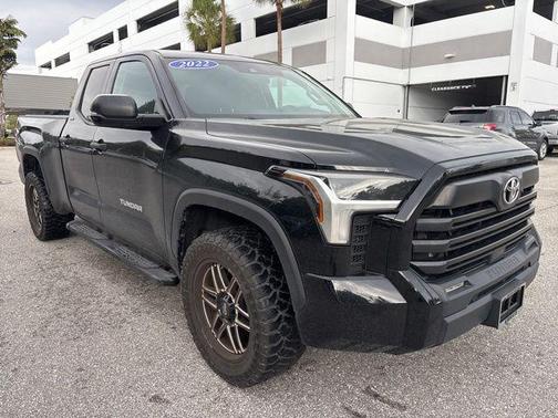 2022 Toyota Tundra SR5