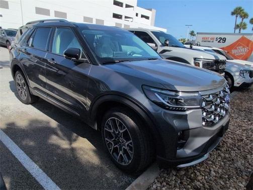 2025 Ford Explorer Platinum