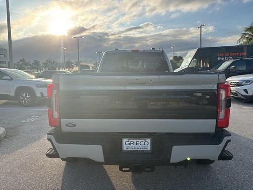 2025 Ford F-450 Platinum