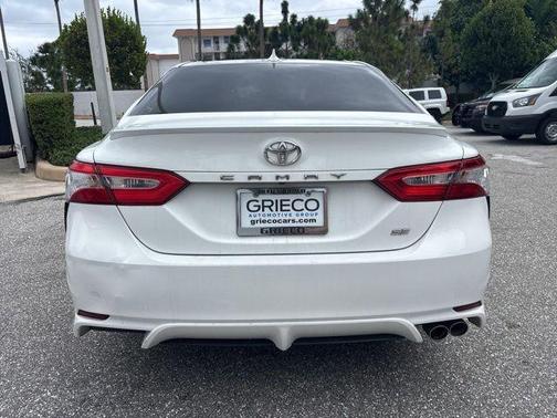 2020 Toyota Camry SE