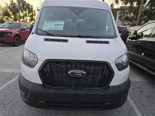 2025 Ford Transit-350 XL