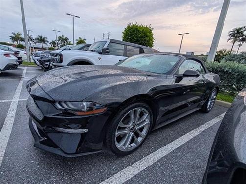 2022 Ford Mustang EcoBoost Premium