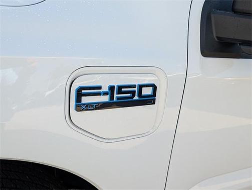2024 Ford F-150 Lightning XLT