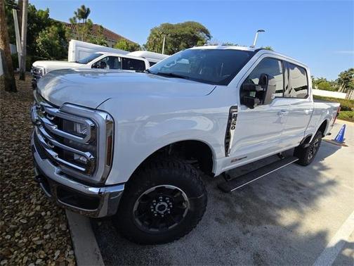 2025 Ford F-350 Lariat Super Duty