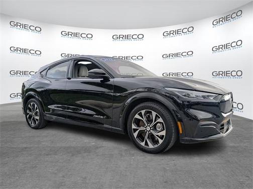 2022 Ford Mustang Mach-E Premium