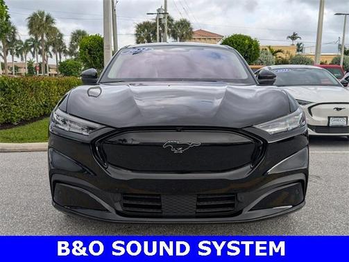 2022 Ford Mustang Mach-E Premium