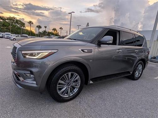 2019 INFINITI QX80 Luxe