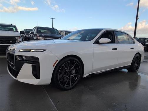 2023 BMW 760 760i xDrive