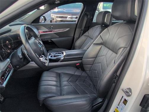 2023 BMW 760 760i xDrive