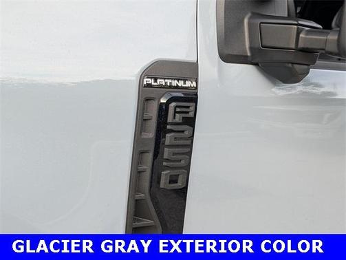 2025 Ford F-250 Platinum