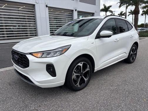 2024 Ford Escape ST-Line Select