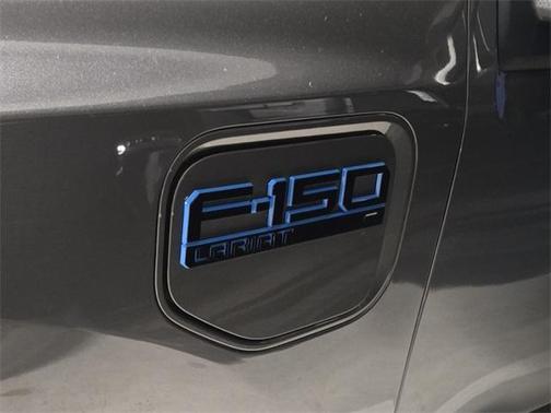 2025 Ford F-150 Lightning LARIAT