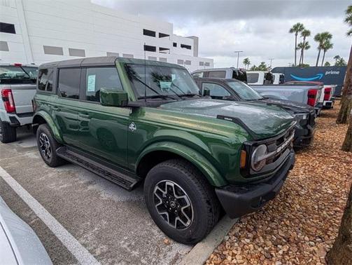 2025 Ford Bronco Outer Banks