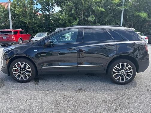 2024 Cadillac XT5 Sport