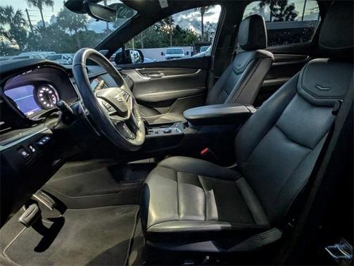 2024 Cadillac XT5 Sport