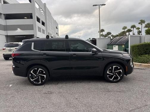 2022 Mitsubishi Outlander SEL