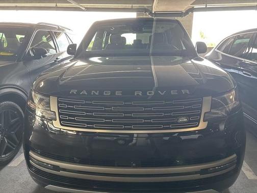 2024 Land Rover Range Rover P530 SE