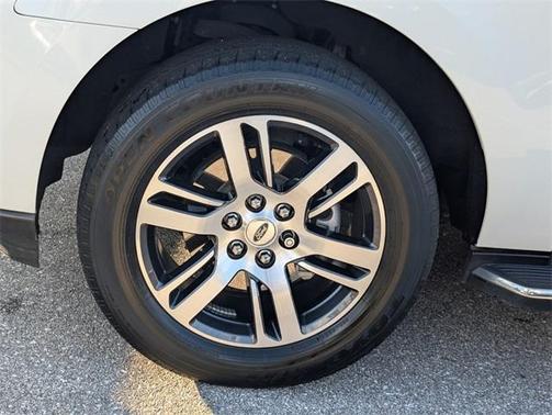 2022 Ford Expedition Max XLT