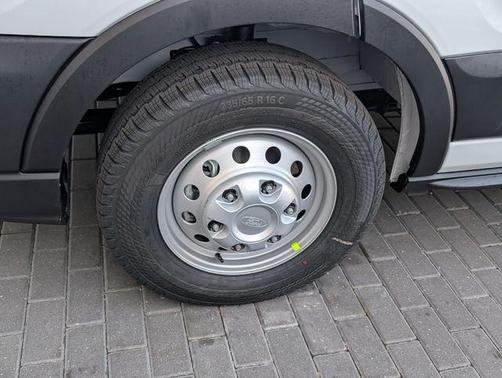 2026 Ford Transit-350 148 WB Medium Roof Cargo