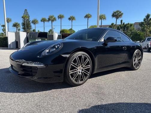 2016 Porsche 911 Black Edition