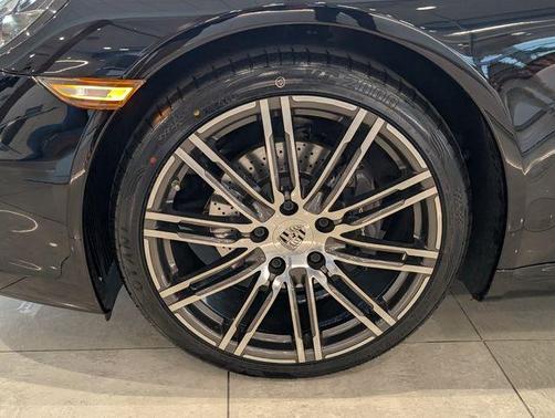 2016 Porsche 911 Black Edition