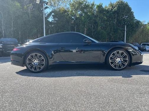 2016 Porsche 911 Black Edition
