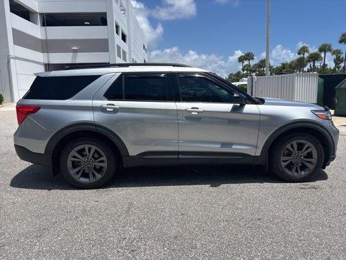Silver Metallic 2023 Ford Explorer XLT