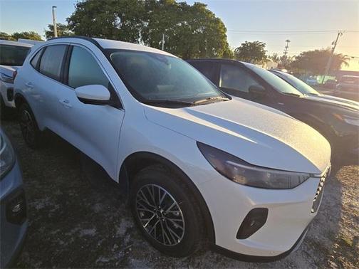 2025 Ford Escape PHEV